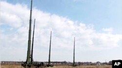 Los sistemas Palantin-K EW estacionados durante un ensayo en la región de Voronezh, Rusia, el 19 de septiembre de 2021. [Foto: Archivo/ Servicio de Prensa del Ministerio de Defensa de Rusia vía AP].