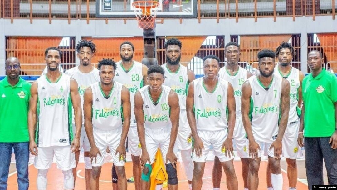 Bamwe mu bakinyi ba Ekipe Kwara Falcons yo muri Nijeriya