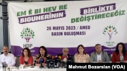 26 Mayıs 2023 - HDP'li yetkililer Cumhurbaşkanlığı seçiminin ikinci turuna 2 gün kala Diyarbakır'da