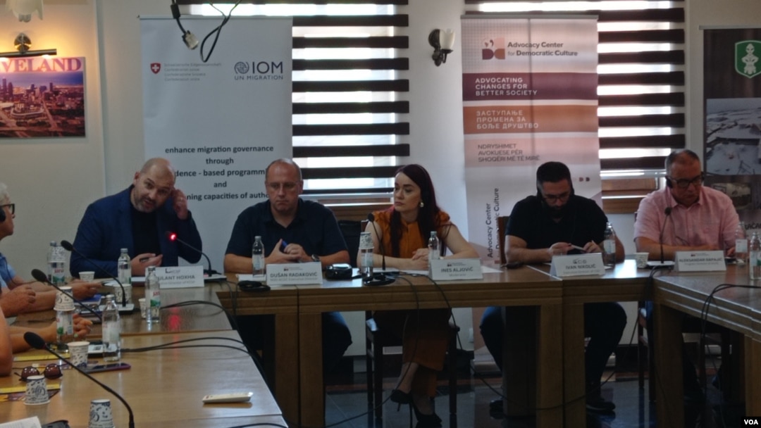 Konferencija “Izvan granica: promovisanje razumevanja i svesti o bezviznom režimu za Kosovo” u Prištini (Foto: VOA)