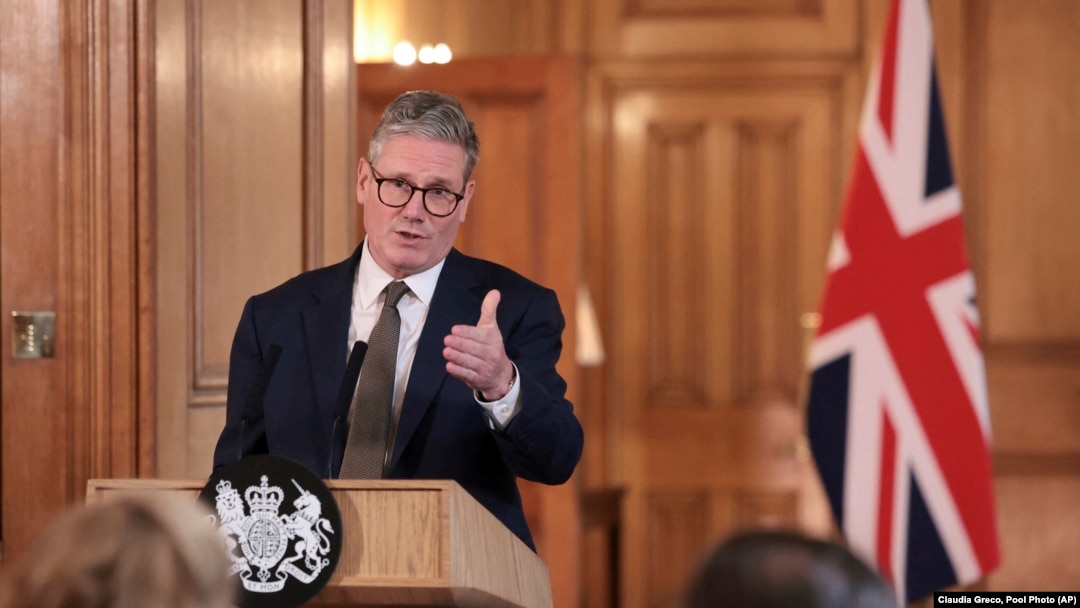 British Prime Minister Keir Starmer delivers a speech, following his first Cabinet meeting as prime minister, in London, July 6, 2024.