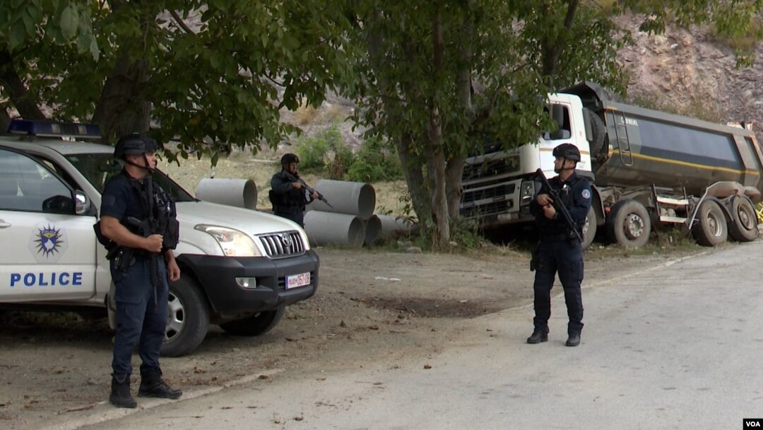 Kosovska policija na prilazu Banjskoj