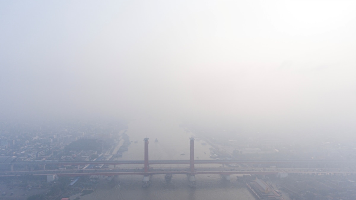 Indonesia Denies Smog From Forest Fires Drifted To Malaysia