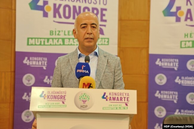 Cahit Kırkazak, HDP'nin yeni eş genel başkanı olarak seçildi