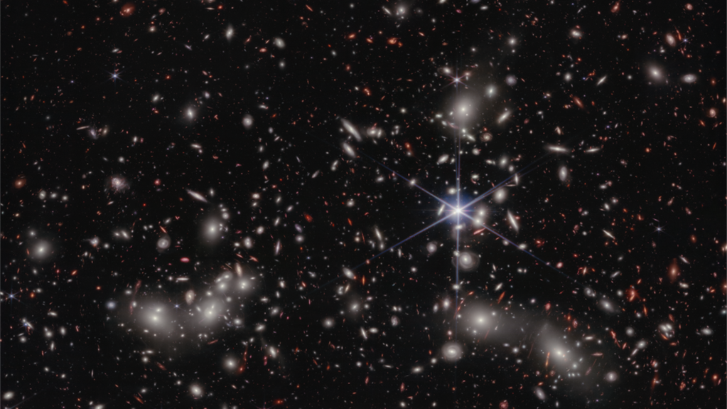 NASA Telescope Discovers New Details about Huge Galaxy Group