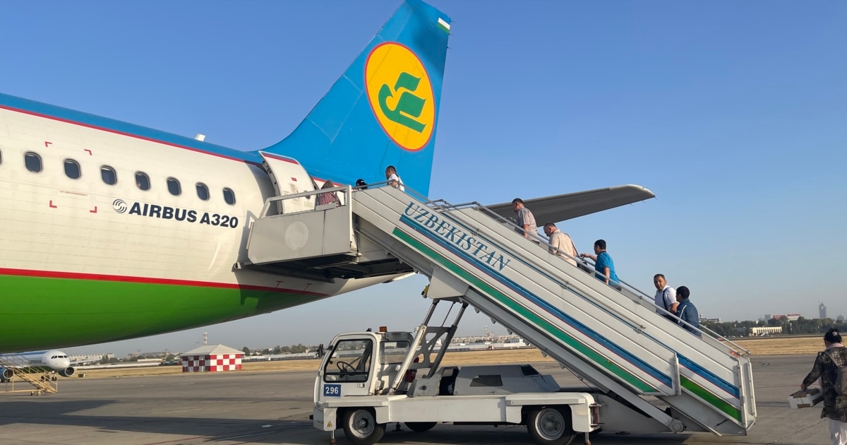 Qiz dostingizning klitorini qanday barmoq bilan bosish kerak