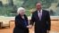 Menteri Keuangan AS Janet Yellen bertemu Perdana Menteri China Li Qiang di Aula Besar Rakyat di Beijing, China, 7 April 2024. (Foto: AP)
