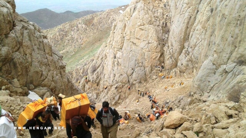 ڕۆژێک دوای داواکەی ڕێکخراوەکان لە پزشکیان بۆ باشترکردنی دۆخی کۆڵبەران،3 کۆڵبەری دیکە دەکوژرێن و بریندار دەبن