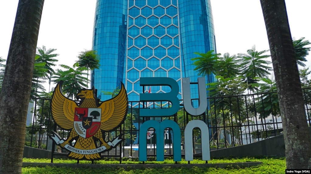 Gedung Kementerian BUMN di Jakarta, Jumat (28/12). (VOA/Indra Yoga)
