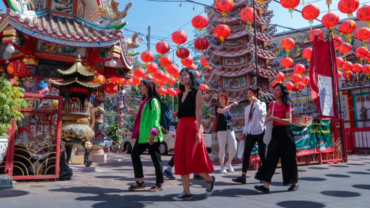 Return of Chinese Tourists to Thailand Has Pros, Cons