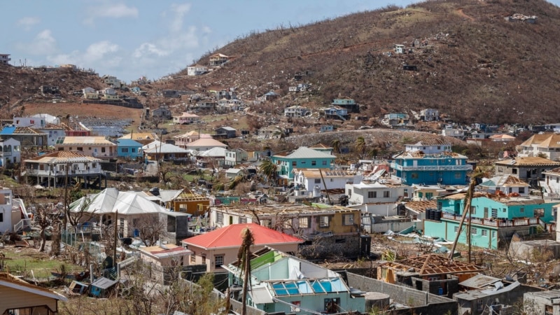 Hurricane Beryl razes St. Vincent and the Grenadines 