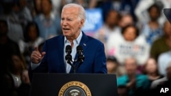 Presiden Joe Biden berpidato dalam sebuah rapat umum kampanye di kota Raleigh, North Carolina, 28 Juni 2024.