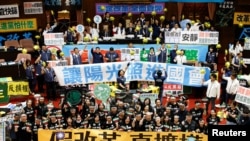 타이완 입법원이 28일 논란 많은 의회개혁법안을 가결했다.