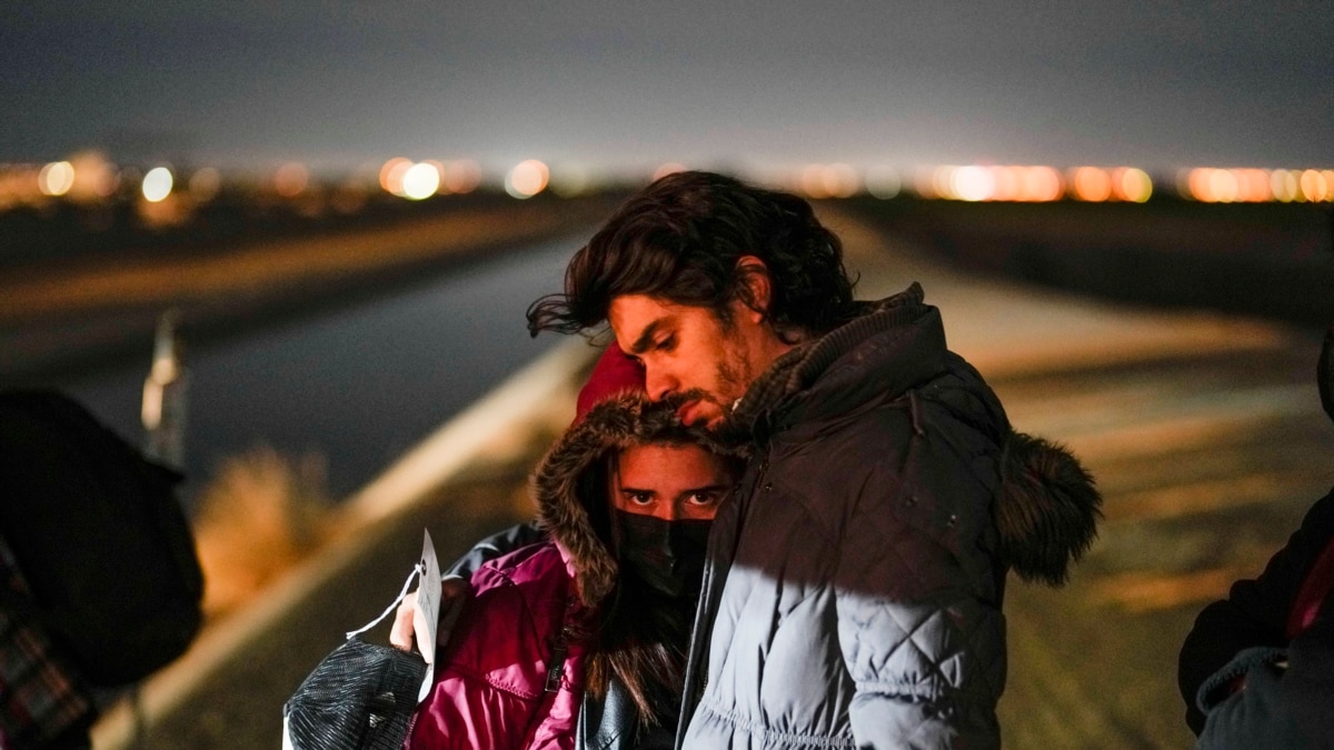 拜登政府宣布拟议规则，设立新的庇护限制