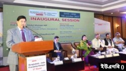 ১১তম বাংলাদেশ-ভারত মৈত্রী সংলাপ ২০২৩-এর উদ্বোধনী অধিবেশনে বাংলাদেশের পররাষ্ট্রমন্ত্রী ড. এ কে আব্দুল মোমেন। ৫ অক্টোবর, ২০২৩।