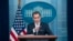 Juru bicara Dewan Keamanan Nasional AS John Kirby berbicara dalam konferensi pers di Gedung Putih, di Washington, pada 13 Februari 2023. (Foto: AP/Evan Vucci)