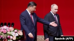 中國領導人習近平與俄羅斯總統普京在北京出席慶祝中俄建交75週年專場音樂會。 （2024年5月16日）