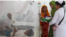 বাংলাদেশে ডেঙ্গু আক্রান্ত রোগীর সংখ্যা বৃদ্ধির কারণে ফ্লুইড-স্যালাইনের চাহিদা বেড়েছে কয়েক গুণ। 