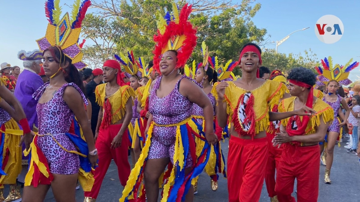 Un escenario donde caben todos”: 40 jóvenes colombo-venezolanos se unen en  comparsa del Carnaval de Barranquilla