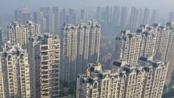 Nợ nần bất động sản cùng giá nhà giảm đang đè nặng lên kinh tế Trung Quốc | VOA