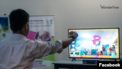Presentasi Video Games Bubble Pop di Karachi Vocational Training Center (Facebook/WonderTreeCo)