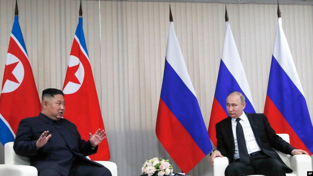 Perezida Putin na Kim Jong Un baganira