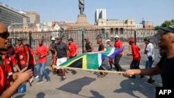L'EFF a exhorté les Sud-Africains à une journée "pacifique" de grève et de manifestations pour exiger la démission du président Ramaphosa.