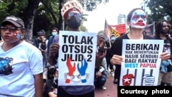 Aksi Aliansi Mahasiswa Papua (AMP), Asosiasi Mahasiswa Pegunungan Tengah Papua se-Indonesia (AMPTPI), dan Front Rakyat Indonesia untuk West Papua (FRI-WP), menggelar aksi bersama menolak otsus di Papua, di Jakarta, pada 1 Desember 2022. (Foto: PUSAKA)