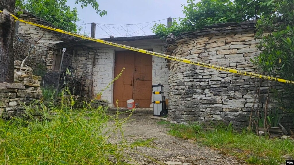 Vdekja e dy të moshuarve në Gjirokastër, vijojnë hetimet