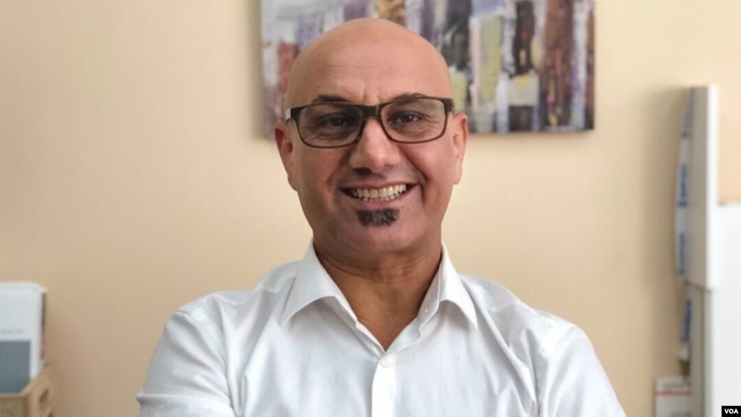 ئازاد باریش