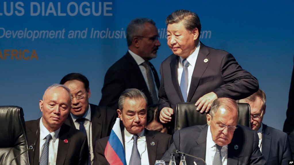 中国国家主席习近平在南非约翰内斯堡举行的2023年金砖国家峰会上。（2023年8月24日）