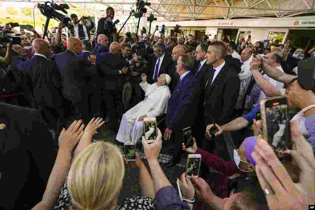 Pope Francis leaves the Agostino Gemelli University Polyclinic in Rome, nine days after undergoing abdominal surgery. &nbsp;(AP Photo/Alessandra Tarantino)