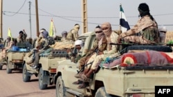 L'accord était déjà considéré comme moribond depuis la reprise en 2O23 des hostilités contre l'Etat central et l'armée malienne par les groupes indépendantistes à dominante touareg du nord dans le sillage du retrait de la Minusma. (Photo STRINGER / AFP)