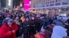 Suasana salat Tarawih di Times Square, New York belum lama ini (dok: Teddy Cahyadi)