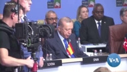 Deputados turcos adiam votação sobre adesão da Suécia à NATO