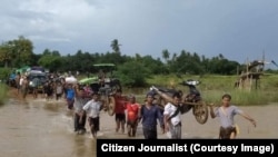 စစ်ကိုင်းတိုင်း ပုလဲမြို့နယ်မှာ စစ်တပ်က နယ်မြေရှင်းလင်းရေး လုပ်ဆောင်နေတဲ့အတွက် ကျေးရွာ ၁၅ ရွာထက် မနည်းက ဒေသခံ ၁ သောင်းခွဲနီးပါးစစ်ဘေး တိမ်းရှောင်နေရစဉ် (အောက်တိုဘာ ၊ ၂၀၂၃)