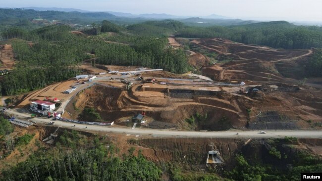 Pembangunan kawasan inti pemerintahan di Ibu Kota Negara Nusantara (IKN), di Sepaku, Kalimantan Timur, 8 Maret 2023. (Foto: REUTERS/Willy Kurniawan)