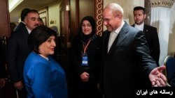 محمدباقر قالیباف رئیس مجلس شورای اسلامی در دیماه ۱۴۰۱ در ترکیه با صاحبه غفاروا رئیس مجلس آذربایجان دیدار کرد. 