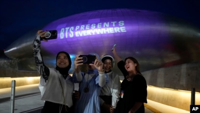 BTS Turns 10; Seoul Lights Up Landmarks to Celebrate