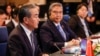 中韩外长通电话，一致同意寻求举行包括日本在内的三边外长会议 