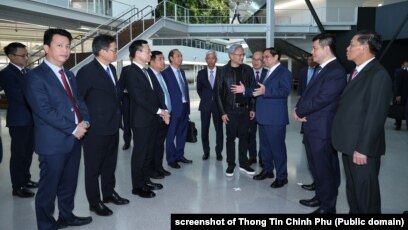 Thủ tướng Việt Nam Phạm Minh Chính gặp lãnh đạo của NVIDIA ở Mỹ, 18/9/2023. Thủ tướng Việt Nam Phạm Minh Chính gặp lãnh đạo của NVIDIA ở Mỹ, 18/9/2023.