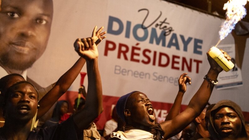 L'opposant Diomaye Faye donné nettement en tête de la présidentielle sénégalaise