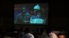 Un public regarde le film "Io Capitano" du réalisateur italien Matteo Garrone au CDEPS (centre de développement de l'entreprenariat et de la professionnalisation des jeunes) à Rufisque le 17 avril 2024. (Photo SEYLLOU / AFP)