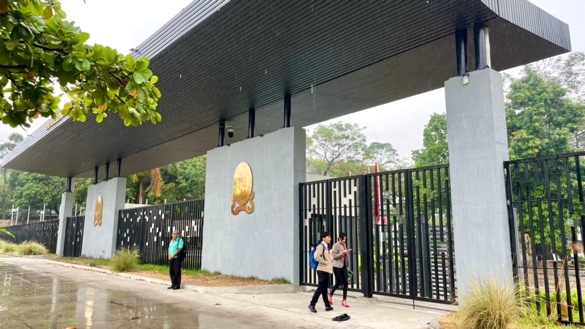 Por qué la única universidad pública de El Salvador se encuentra en crisis?