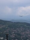 Američki bombarder iznad Sarajeva, 30. maj 2023. (Izvor: Ambasada SAD)