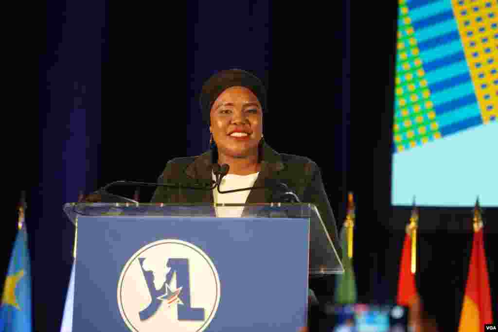 Jamila Mayanja, recepient of the Mandela Washington Fellowship Leadership Award, speaks to fellows, Washington, Aug 2. 2023