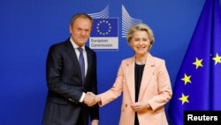 Polish politician Donald Tusk, leader of Civic Coalition (KO) and the opposition's candidate for future Prime Minister, meets with European Commission President Ursula von der Leyen in Brussels, Belgium, Oct. 25, 2023.