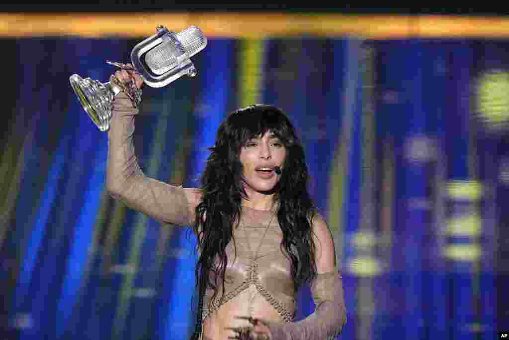 Loreen of Sweden celebrates with the trophy after winning the Grand Final of the Eurovision Song Contest in Liverpool, England, May 13, 2023. 