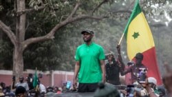  Sénégal : Les FDS mettent fin à la tournée de l’opposant Sonko et le ramènent chez lui 