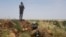 Depuis fin juillet le Niger est dirigé par un régime militaire. Mais les attaques jihadistes se poursuivent. Fin janvier, 22 civils ont été tués dans une attaque contre le village de Motogatta, située à une centaine de km au nord de Niamey. (Photo de Boureima HAMA / AFP)